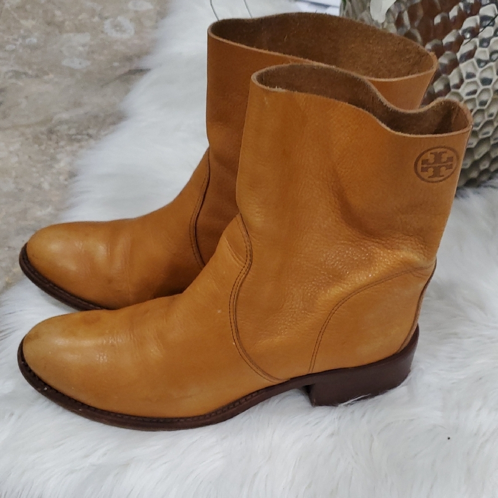 Tory Burch Seina  Tan Leather  Boots - Picture 6 of 16